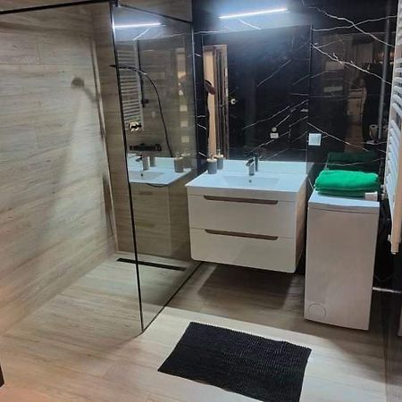 Apartament Berylowa 1 コニン エクステリア 写真
